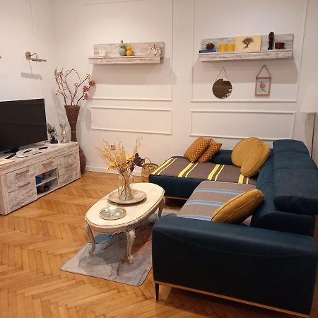 Apartman Beti Lägenhet Opatija Exteriör bild
