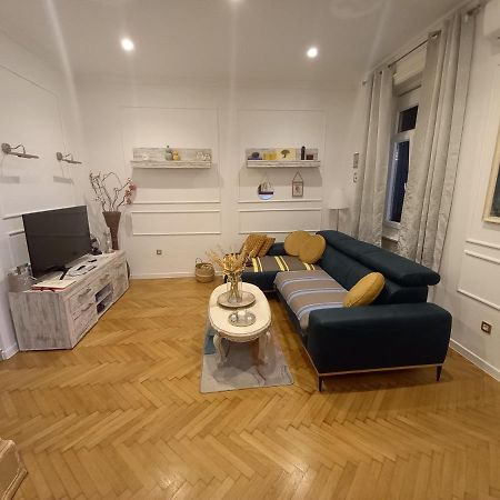 Apartman Beti Lägenhet Opatija Exteriör bild