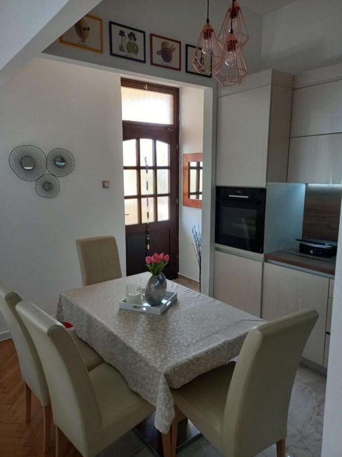 Apartman Beti Lägenhet Opatija Exteriör bild