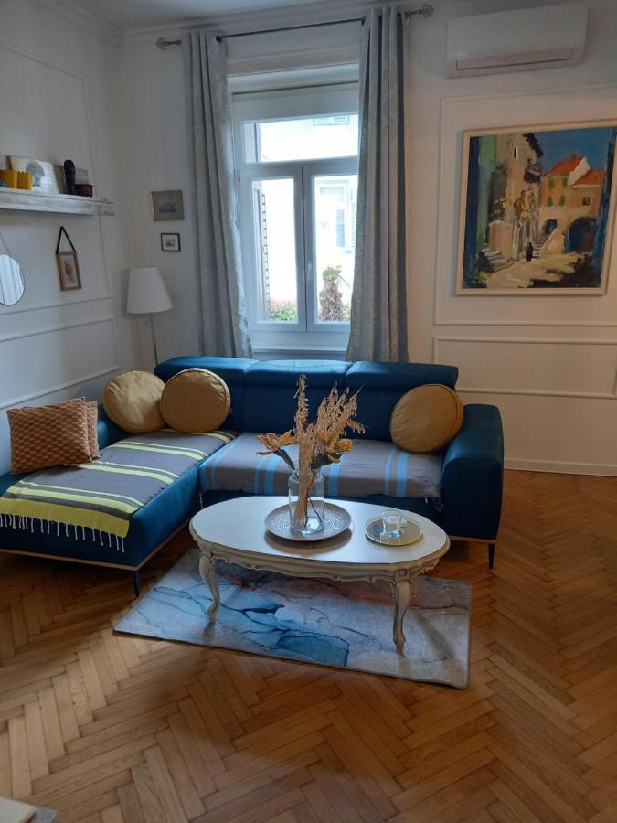 Apartman Beti Lägenhet Opatija Exteriör bild