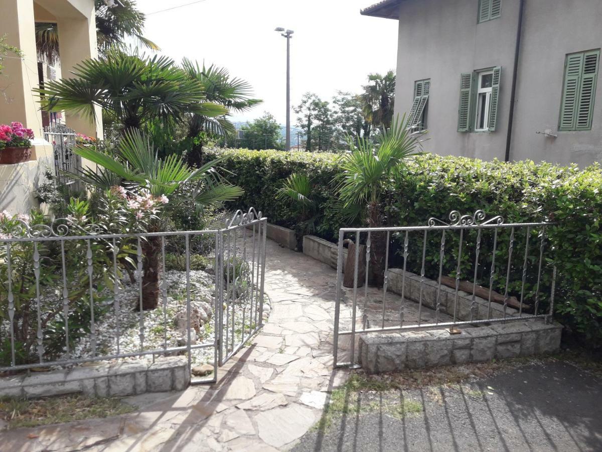 Apartman Beti Lägenhet Opatija Exteriör bild